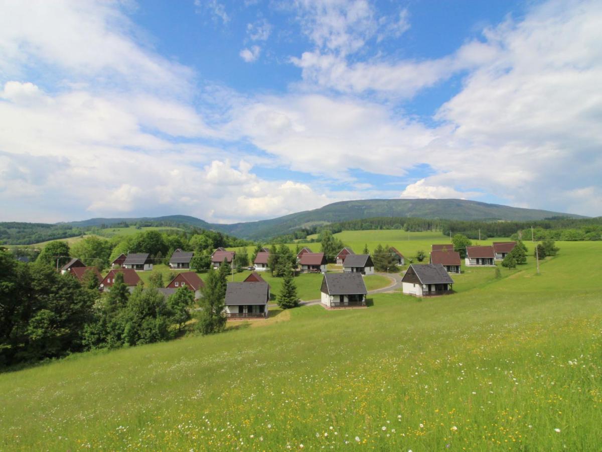 Holiday Home Holiday Hill 51 By Interhome Cista  Kültér fotó